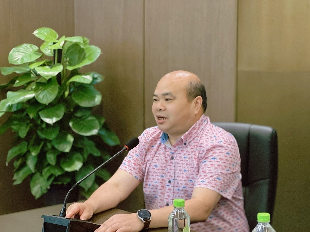 佛山吴川商会青企会来尊龙凯时集团新总部参观学习