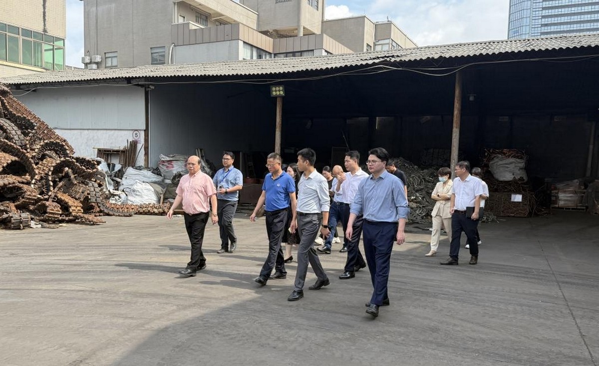高明区区委区府办、佛山新基础工业集团来访我司调研